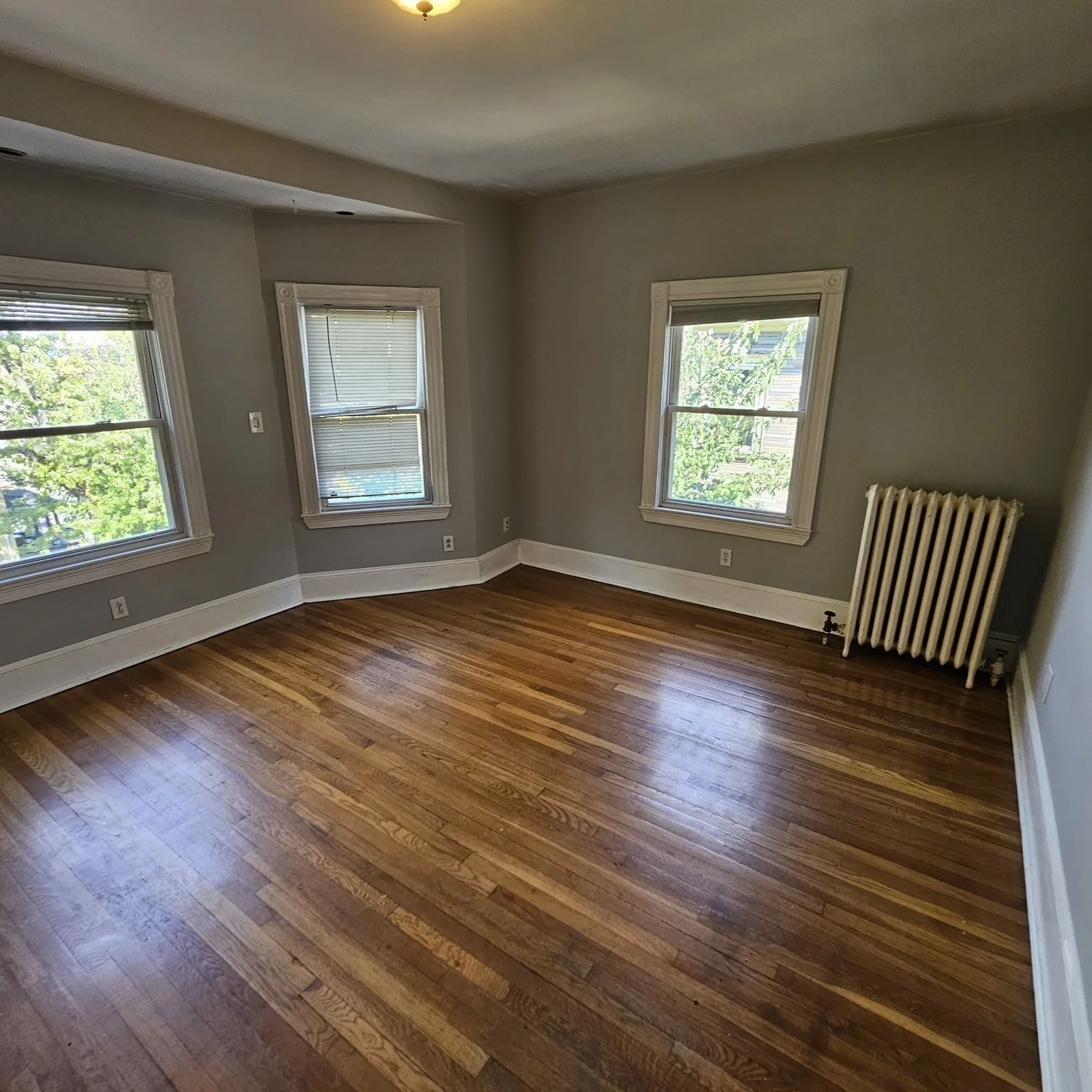 5 bed, 2 bath apartment for rent at 62 Ridgemont St Unit 2, Allston — photo 5 of 16
