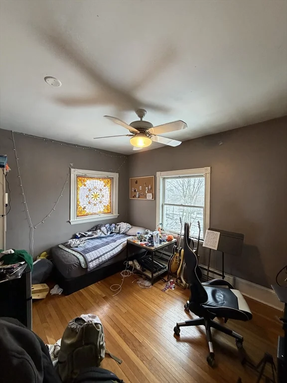 5 bed, 2 bath apartment for rent at 62 Ridgemont St Unit 2, Allston — photo 9 of 17