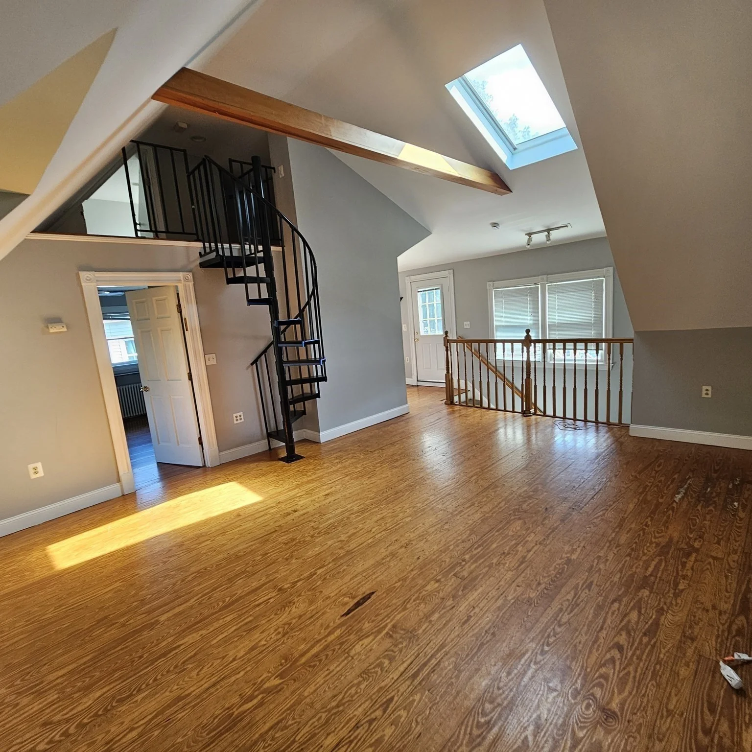 5 bed, 2 bath apartment for rent at 62 Ridgemont St Unit 2, Allston — photo 2 of 16