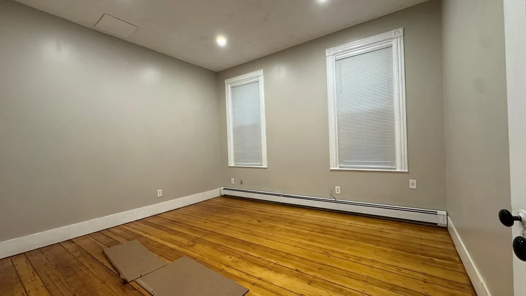 3 bed, 1 bath apartment for rent at 62 River St Unit 1, Cambridgeport — photo 10 of 20
