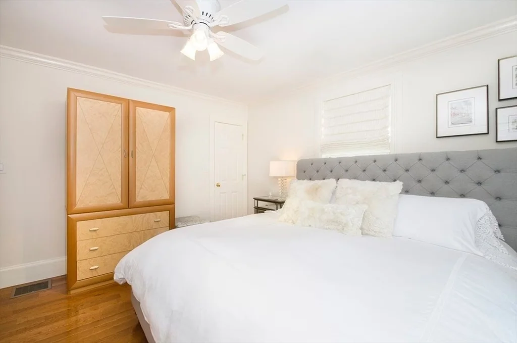 2 bed, 1 bath apartment for rent at 62 Riverside Unit 1, Watertown — photo 2 of 8