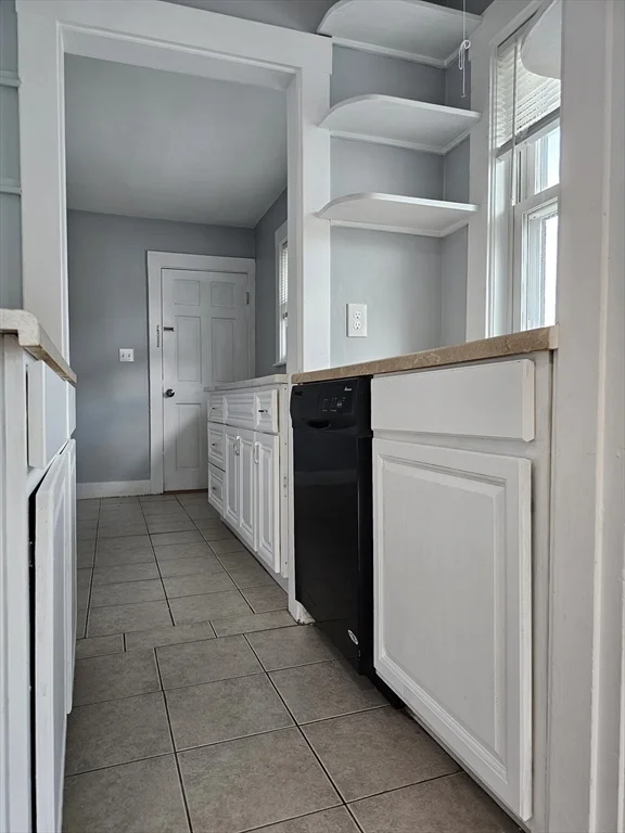 3 bed, 1 bath apartment for rent at 62 Royal St Unit 2, Wollaston — photo 8 of 16