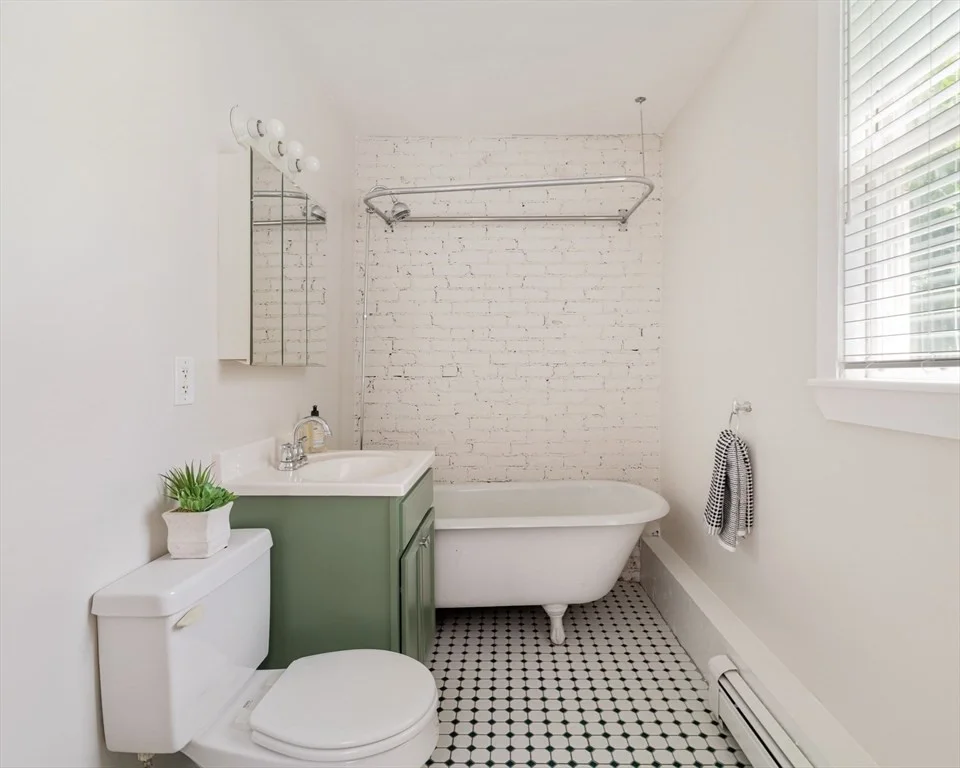2 bed, 2 bath apartment for rent at 62 Sacramento St Unit 62, Baldwin — photo 13 of 13