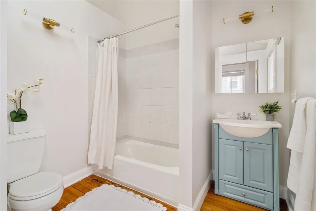 2 bed, 2 bath apartment for rent at 62 Sacramento St Unit 62, Baldwin — photo 9 of 13