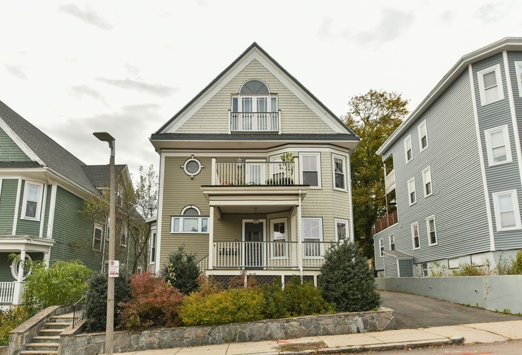 2 bed, 2 bath apartment for rent at 62 Sawyer Ave Unit 1, Dorchester — photo 23 of 25
