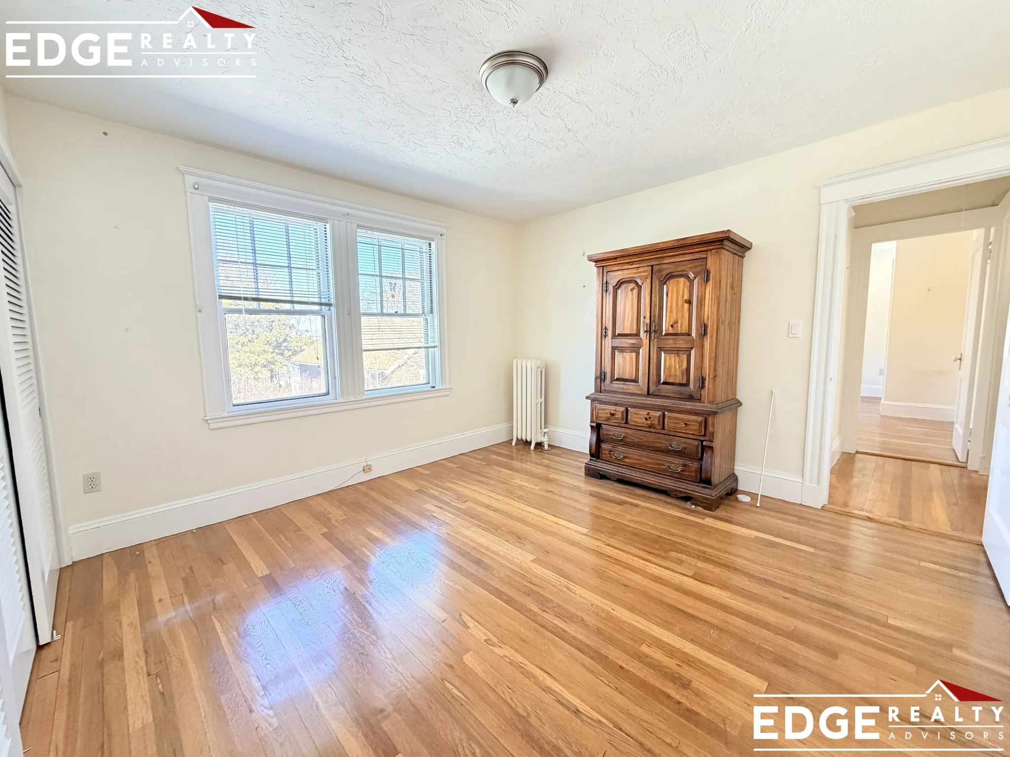 2 bed, 1 bath apartment for rent at 62 South Hobart St Unit 2, Oak Square — photo 12 of 13