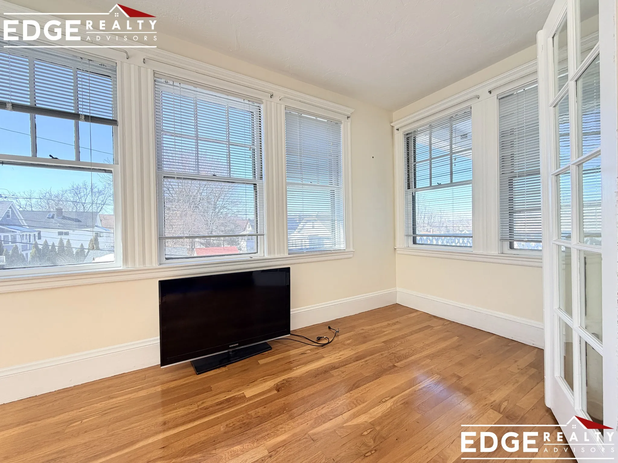 2 bed, 1 bath apartment for rent at 62 South Hobart St Unit 2, Oak Square — photo 7 of 13
