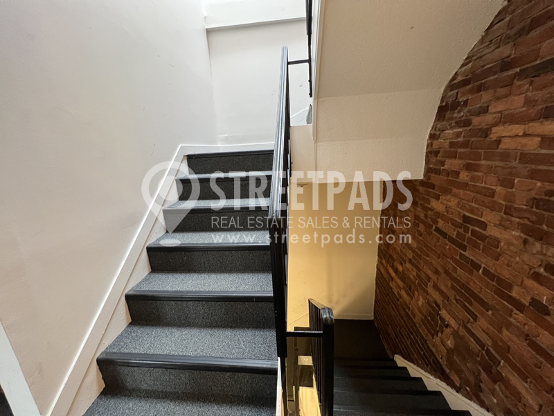 Studio bed, 1 bath apartment for rent at 62 South Huntington Ave Unit 11, Mission Hill — photo 13 of 15