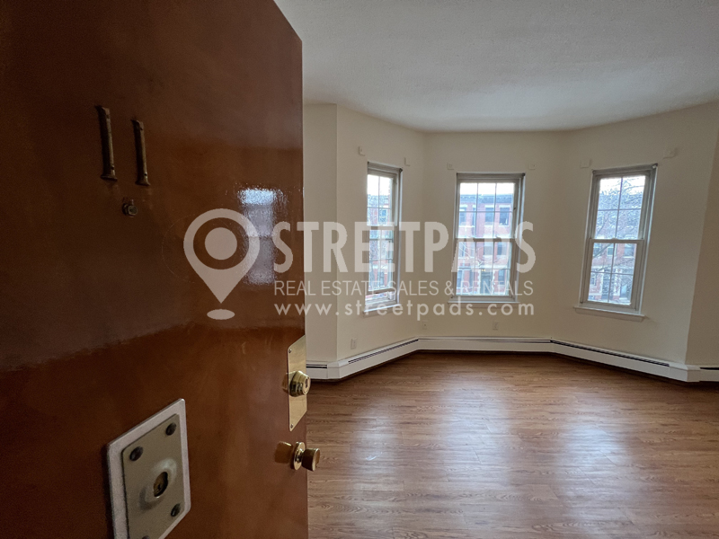 Studio bed, 1 bath apartment for rent at 62 South Huntington Ave Unit 11, Mission Hill — photo 11 of 15