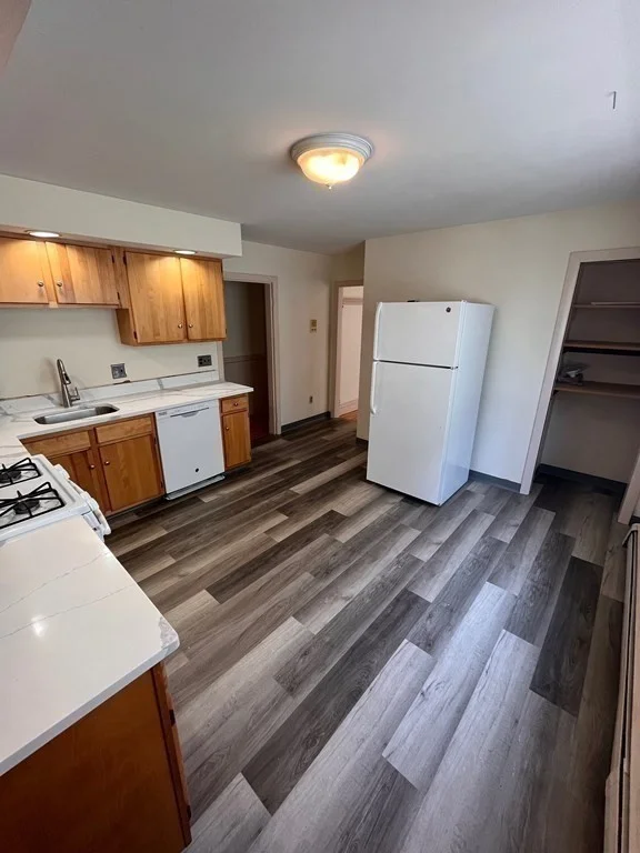 2 bed, 1 bath apartment for rent at 62 Stanley Ave Unit 1, Medford — photo 10 of 16