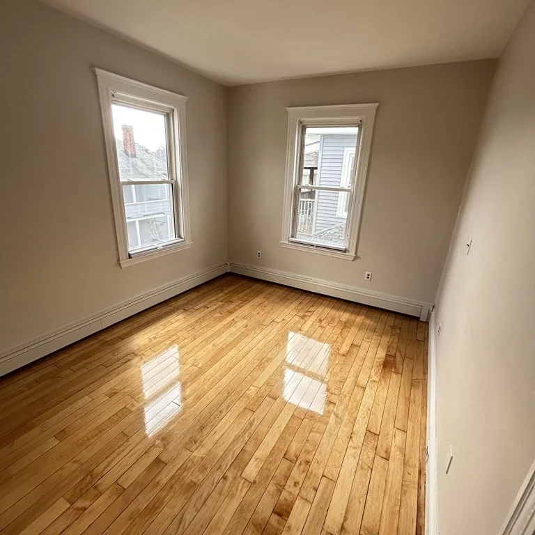 3 bed, 1 bath apartment for rent at 62 Stanley Ave Unit 2, Medford — photo 5 of 18