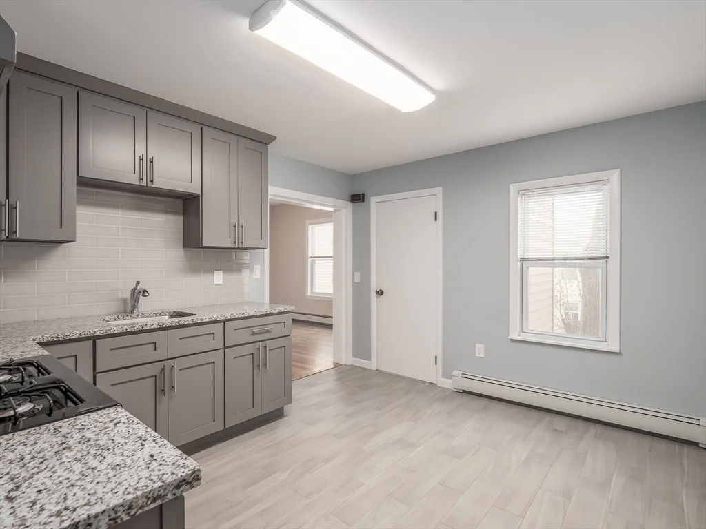 3 bed, 1 bath apartment for rent at 62 Temple St Unit 2, Winter Hill — photo 15 of 17