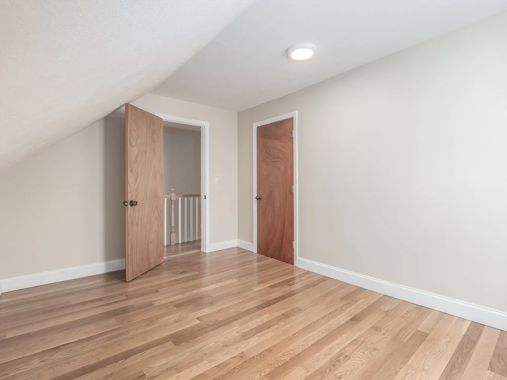 3 bed, 1 bath apartment for rent at 62 Temple St Unit 2, Winter Hill — photo 5 of 17