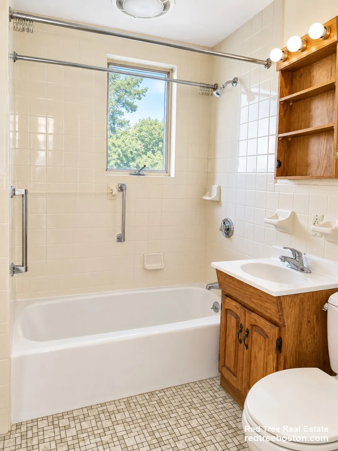3 bed, 1 bath apartment for rent at 62 Union St Unit 2, Brighton — photo 8 of 9
