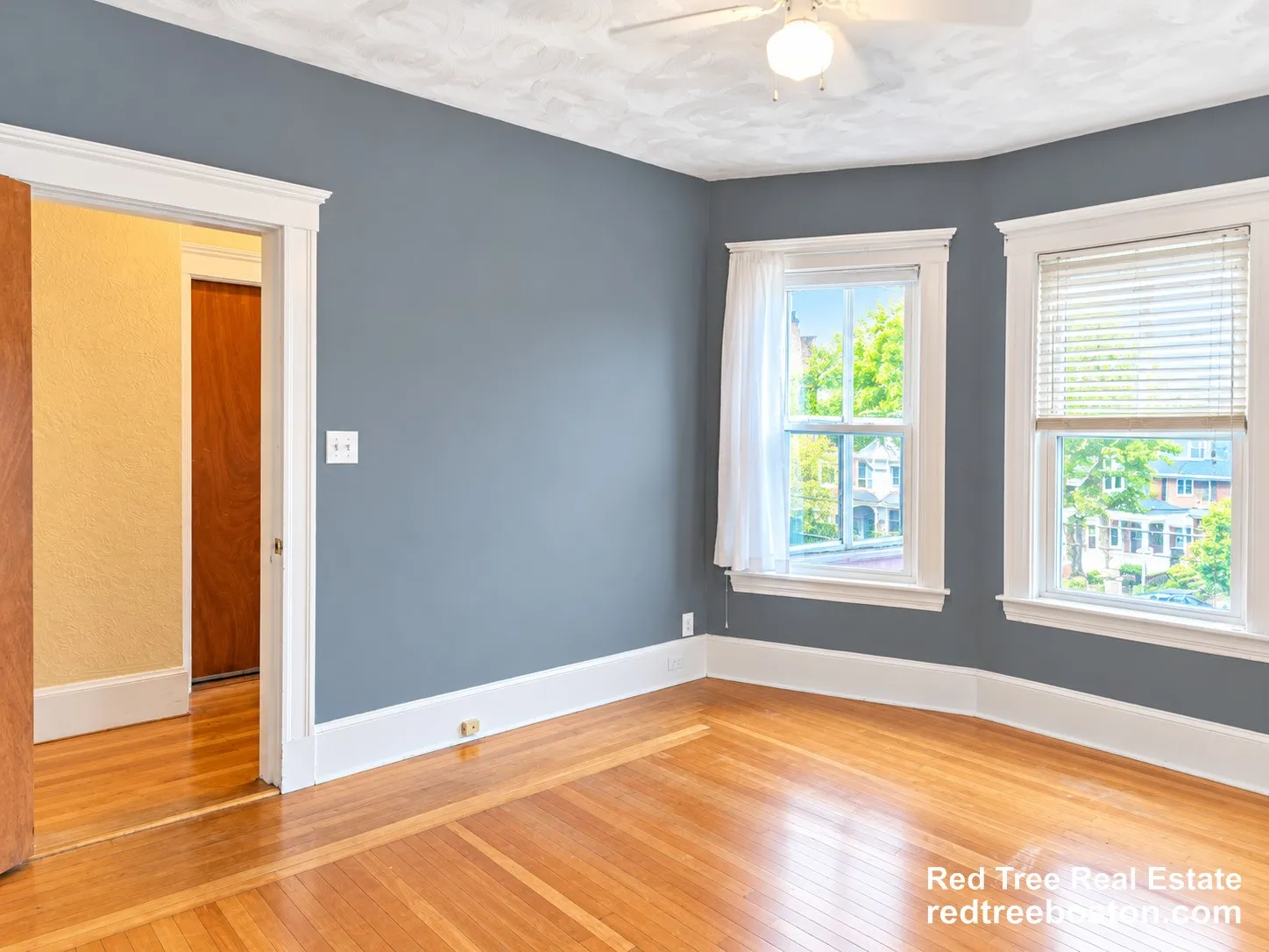 3 bed, 1 bath apartment for rent at 62 Union St Unit 2, Brighton — photo 4 of 9