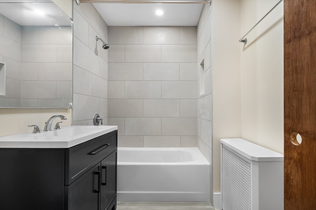 2 bed, 1 bath apartment for rent at 62 Vernal St Unit 2, Everett — photo 8 of 28