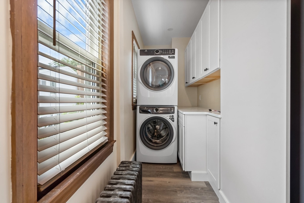 2 bed, 1 bath apartment for rent at 62 Vernal St Unit 2, Everett — photo 4 of 28