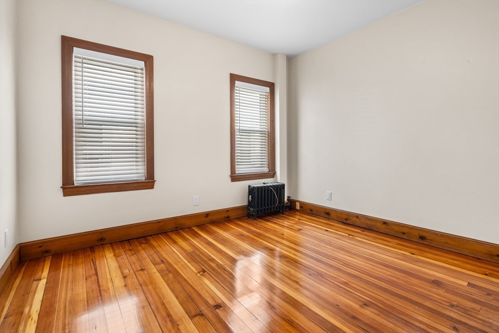 2 bed, 1 bath apartment for rent at 62 Vernal St Unit 2, Everett — photo 5 of 28