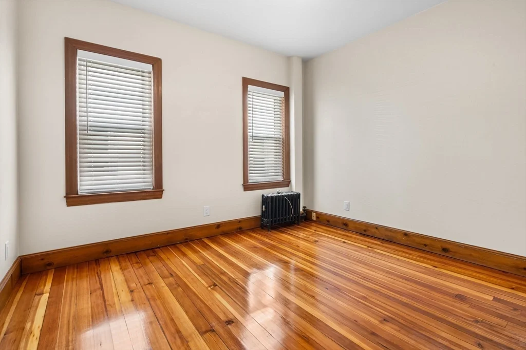 2 bed, 1 bath apartment for rent at 62 Vernal St Unit 3, Everett — photo 5 of 26