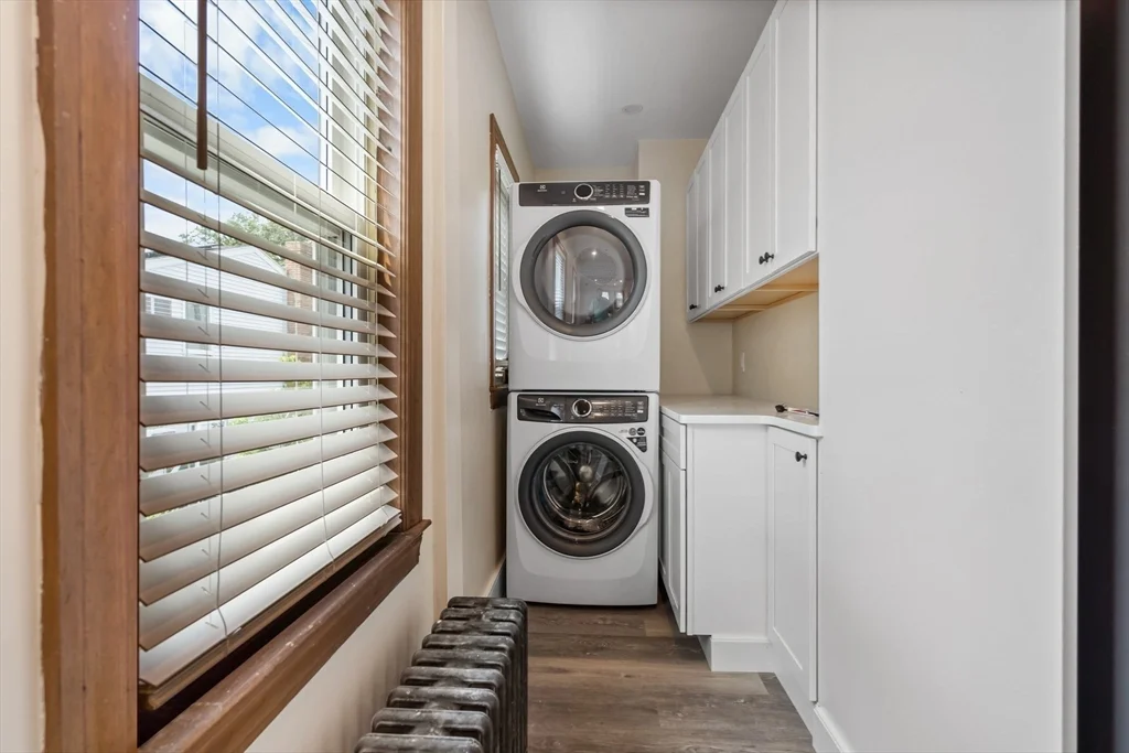 2 bed, 1 bath apartment for rent at 62 Vernal St Unit 3, Everett — photo 4 of 26