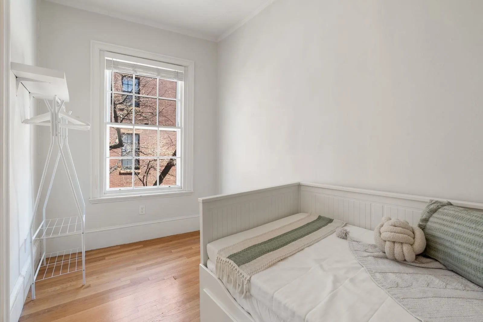 1 bed, 1 bath apartment for rent at 62 W Cedar St Unit 3C, Beacon Hill — photo 9 of 17