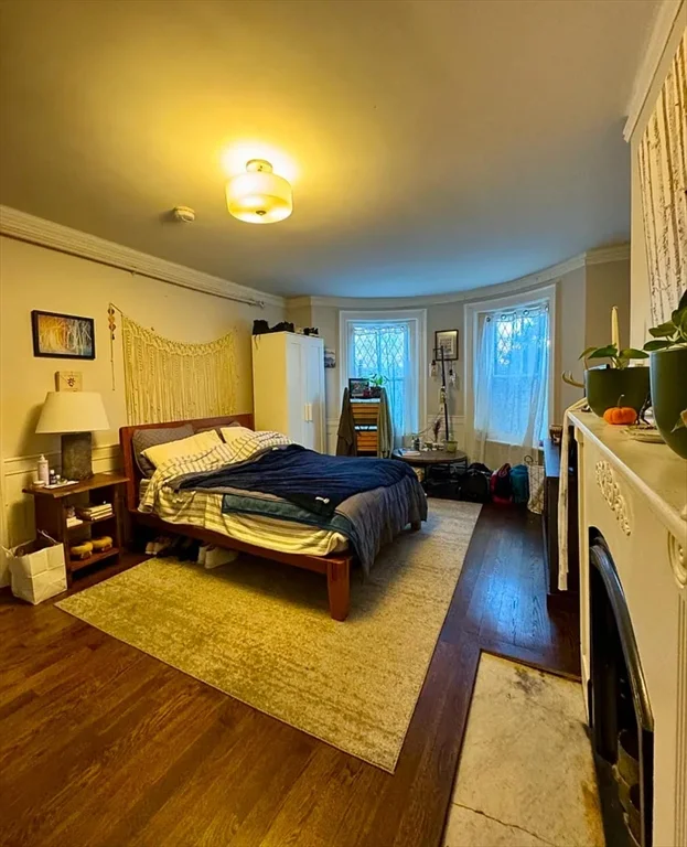 Studio bed, 1 bath apartment for rent at 62 W Rutland Sq Unit 1, Boston — photo 3 of 6