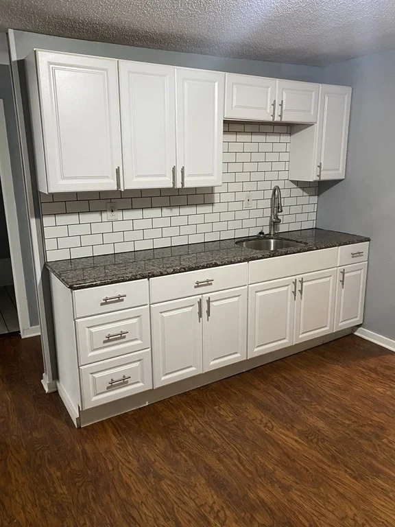 6 bed, 2 bath apartment for rent at 62 Washburn St Unit 2, Springfield — photo 5 of 17