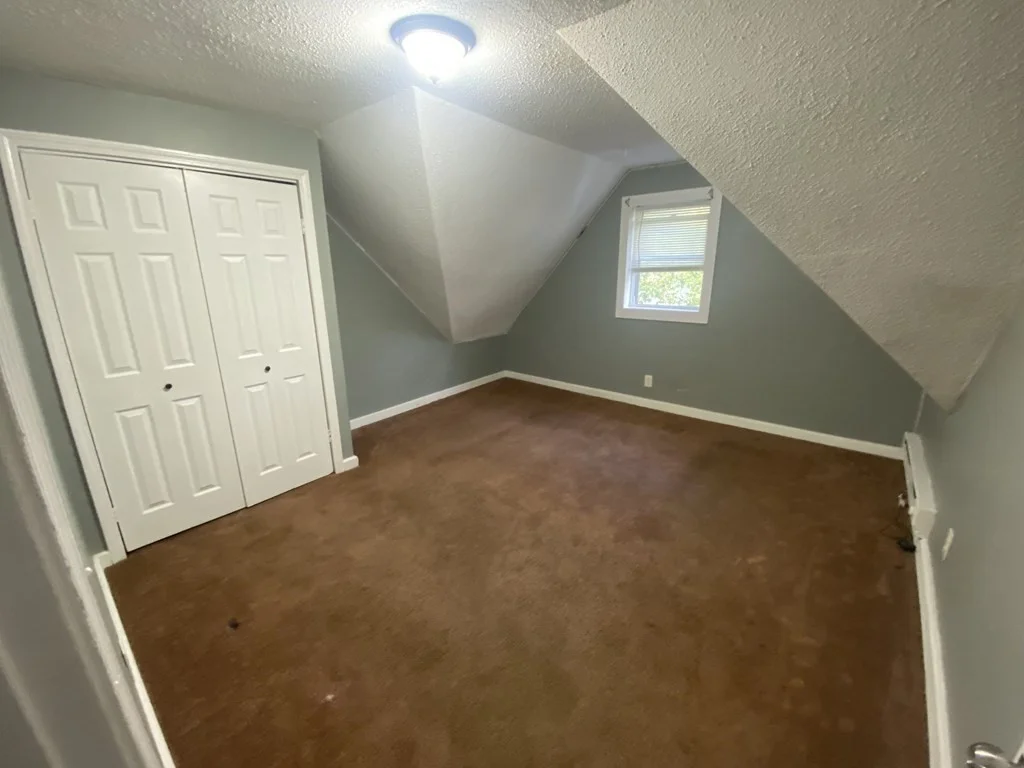 6 bed, 2 bath apartment for rent at 62 Washburn St Unit 2, Springfield — photo 12 of 17