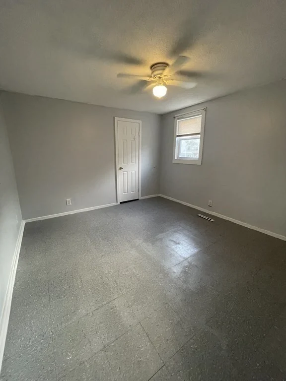 3 bed, 1 bath apartment for rent at 62 Washburn Unit 1, Springfield — photo 12 of 16