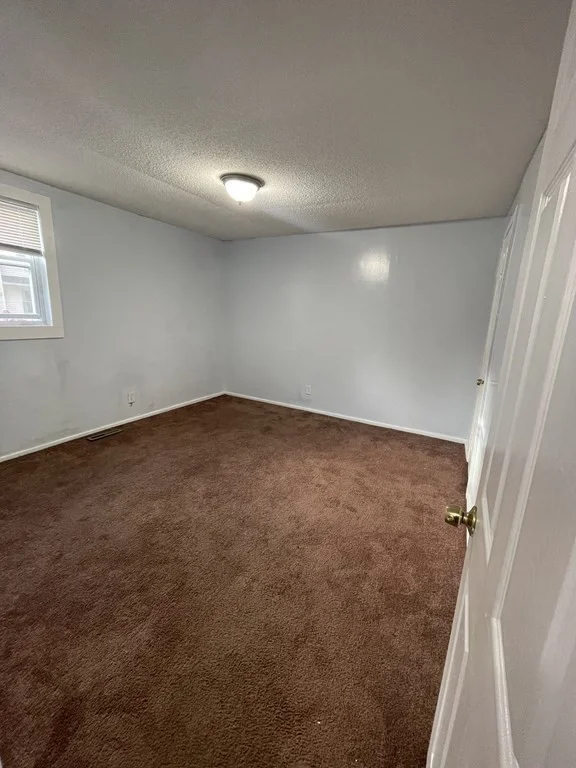 3 bed, 1 bath apartment for rent at 62 Washburn Unit 1, Springfield — photo 11 of 16