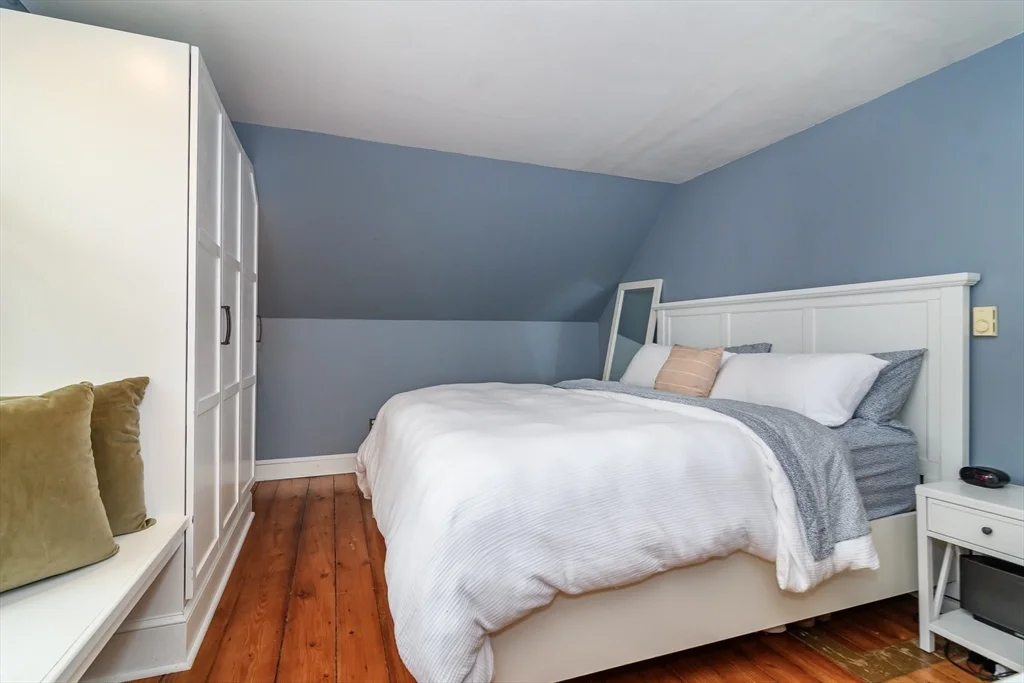 3 bed, 1 bath apartment for rent at 62 Washington Ave, Natick — photo 13 of 23