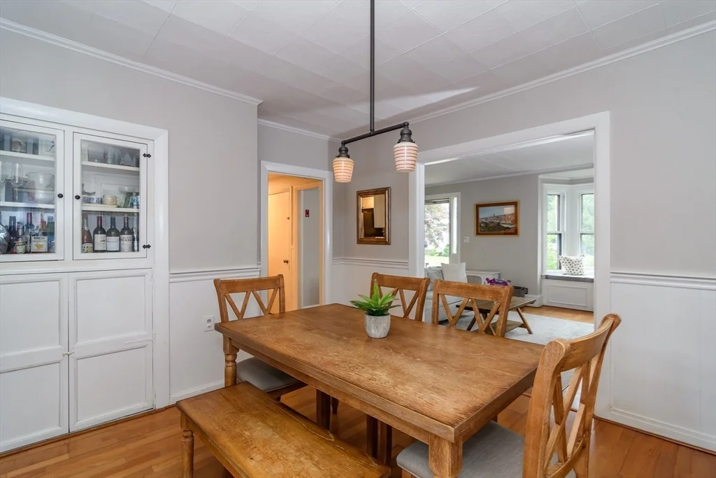 3 bed, 1 bath apartment for rent at 62 Washington Ave, Natick — photo 9 of 23