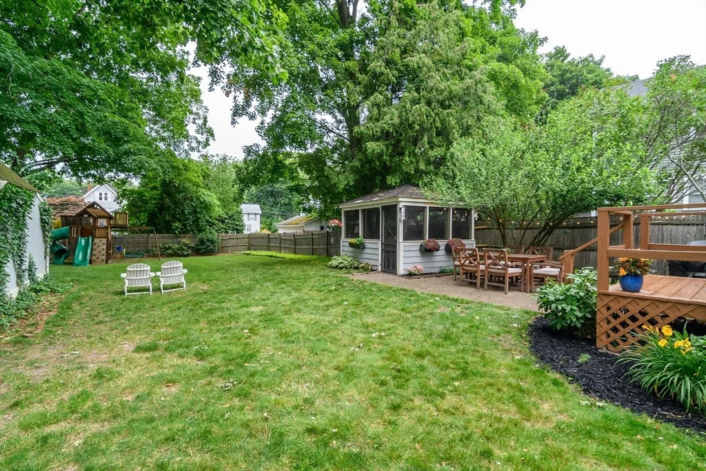 3 bed, 1 bath apartment for rent at 62 Washington Ave, Natick — photo 18 of 23
