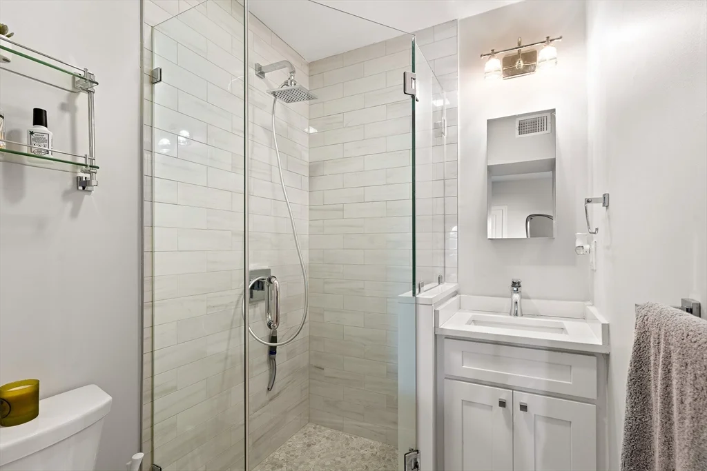 2 bed, 2 bath apartment for rent at 62 Webster Unit 2, East Boston — photo 16 of 20