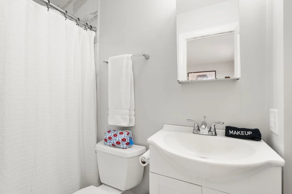 2 bed, 2 bath apartment for rent at 62 West Cedar St Unit G, Beacon Hill — photo 6 of 20