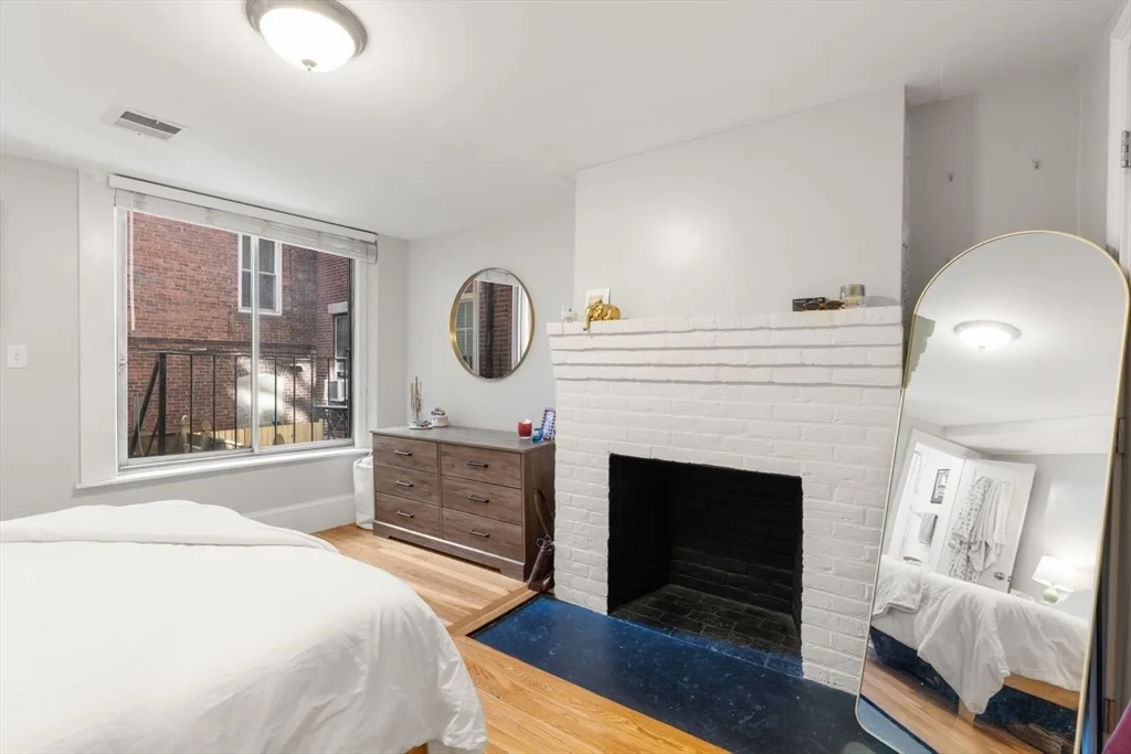 2 bed, 2 bath apartment for rent at 62 West Cedar St Unit G, Beacon Hill — photo 12 of 20
