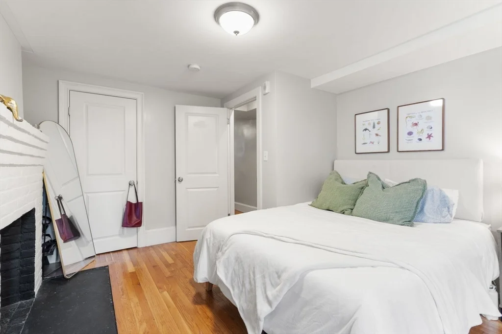 2 bed, 2 bath apartment for rent at 62 West Cedar St Unit G, Beacon Hill — photo 13 of 20