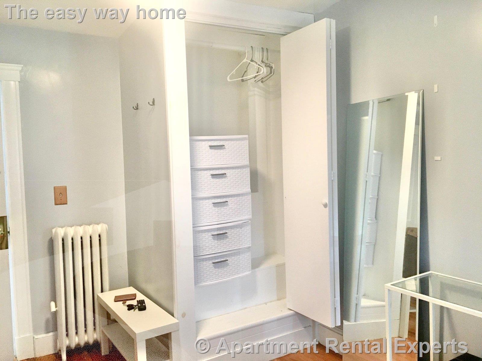 5 bed, 2 bath apartment for rent at 62 Woods Ave Unit 2, Tufts — photo 24 of 28