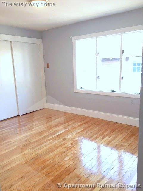 5 bed, 2 bath apartment for rent at 62 Woods Ave Unit 2, Tufts — photo 15 of 28