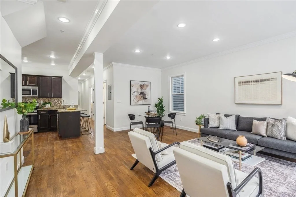 5 bed, 3 bath apartment for rent at 62 Wyman St Unit 1, Boston — photo 4 of 12
