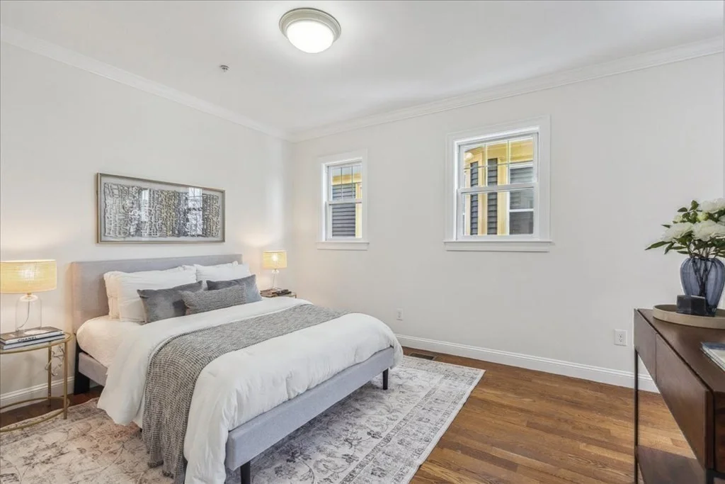 5 bed, 3 bath apartment for rent at 62 Wyman St Unit 1, Boston — photo 10 of 12