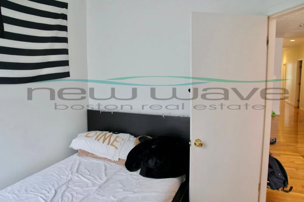 3 bed, 1.5 bath apartment for rent at 620 Columbus Ave Unit 3 COPY, South End — photo 15 of 18