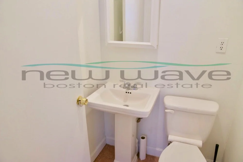 3 bed, 1.5 bath apartment for rent at 620 Columbus Ave Unit 3 COPY, South End — photo 10 of 18