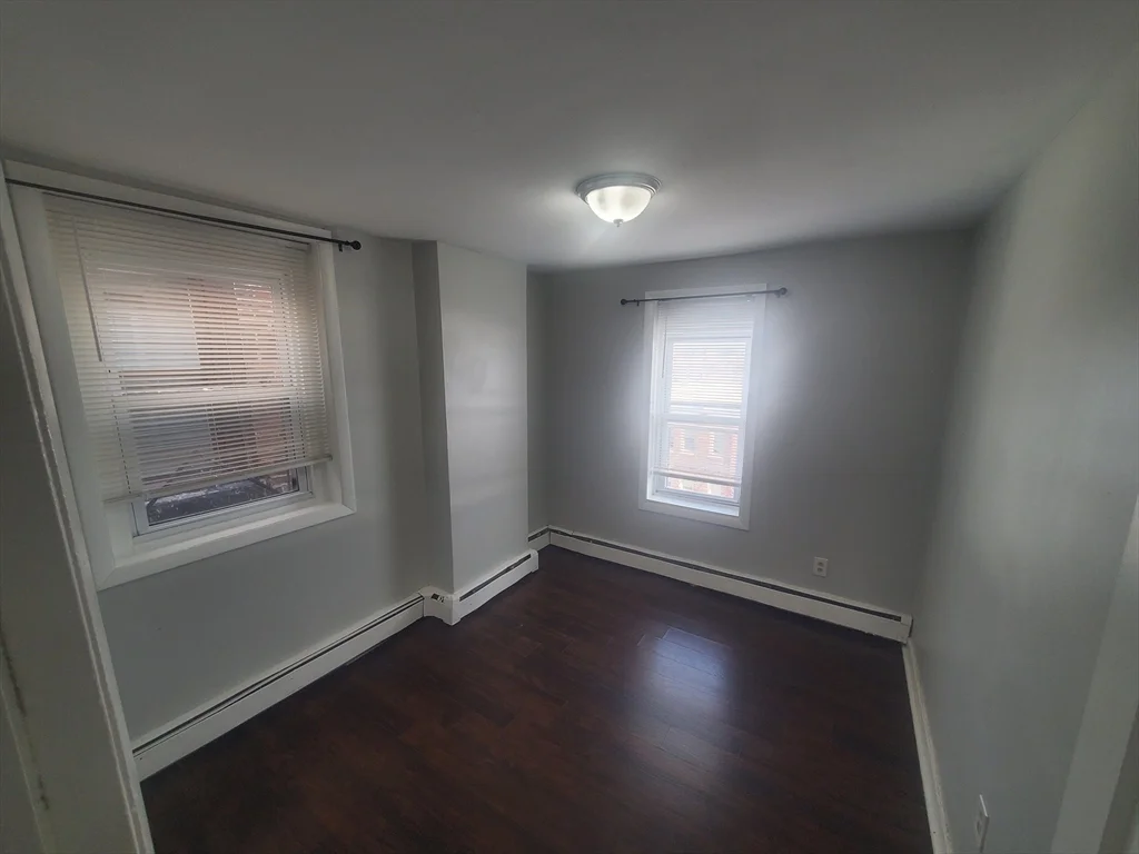 4 bed, 1 bath apartment for rent at 620 Dudley St Unit 4, Dorchester — photo 8 of 14