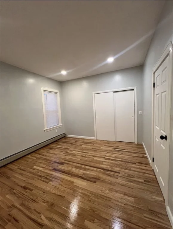 2 bed, 1 bath apartment for rent at 620 Hicks St, Fall River — photo 8 of 9