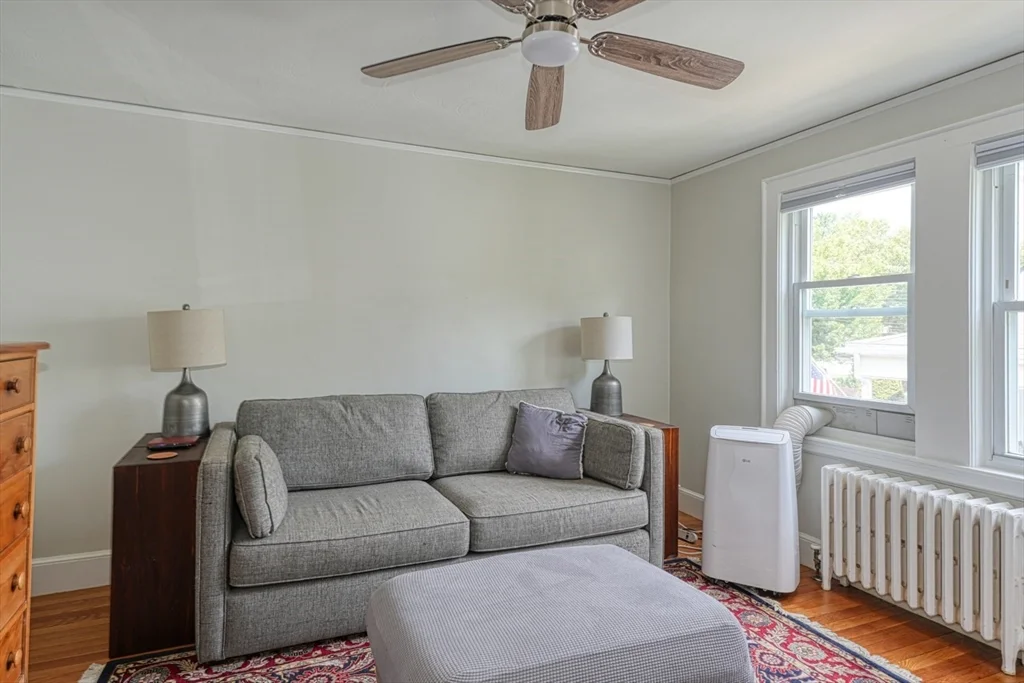 2 bed, 1 bath apartment for rent at 620 Main St Unit 2, Watertown — photo 11 of 16