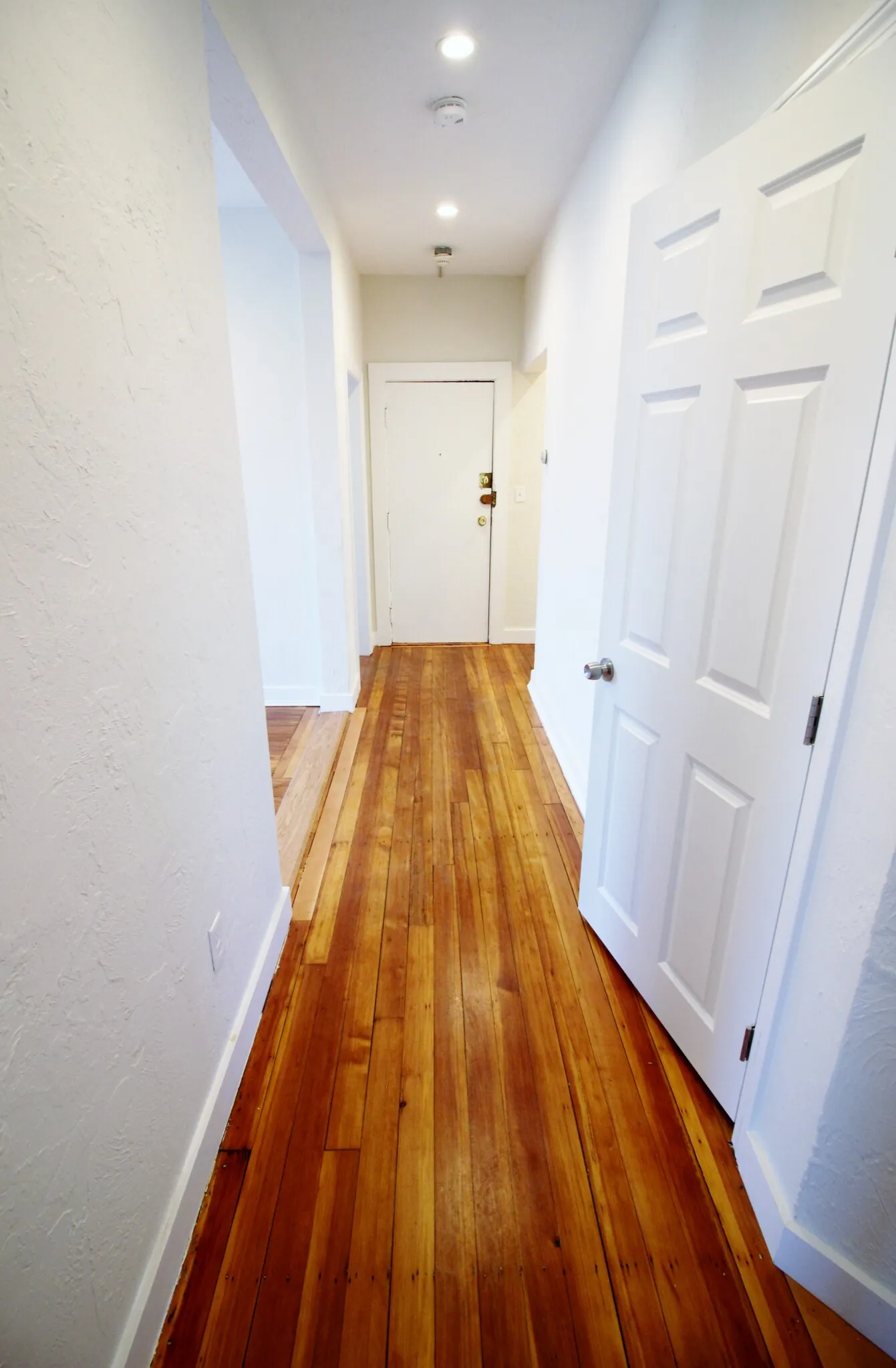 3 bed, 1 bath apartment for rent at 622 Columbia Rd Unit 4, Dorchester — photo 11 of 15