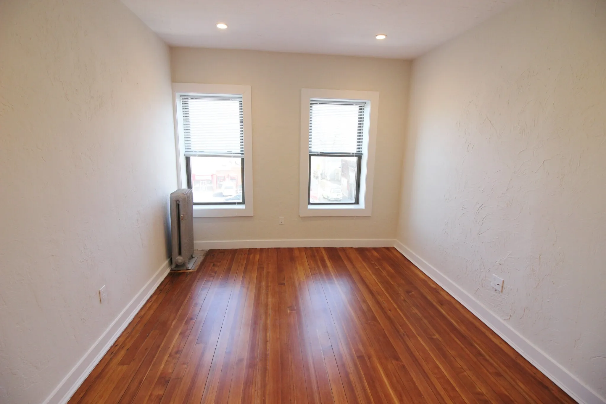 3 bed, 1 bath apartment for rent at 622 Columbia Rd Unit 4, Dorchester — photo 8 of 15