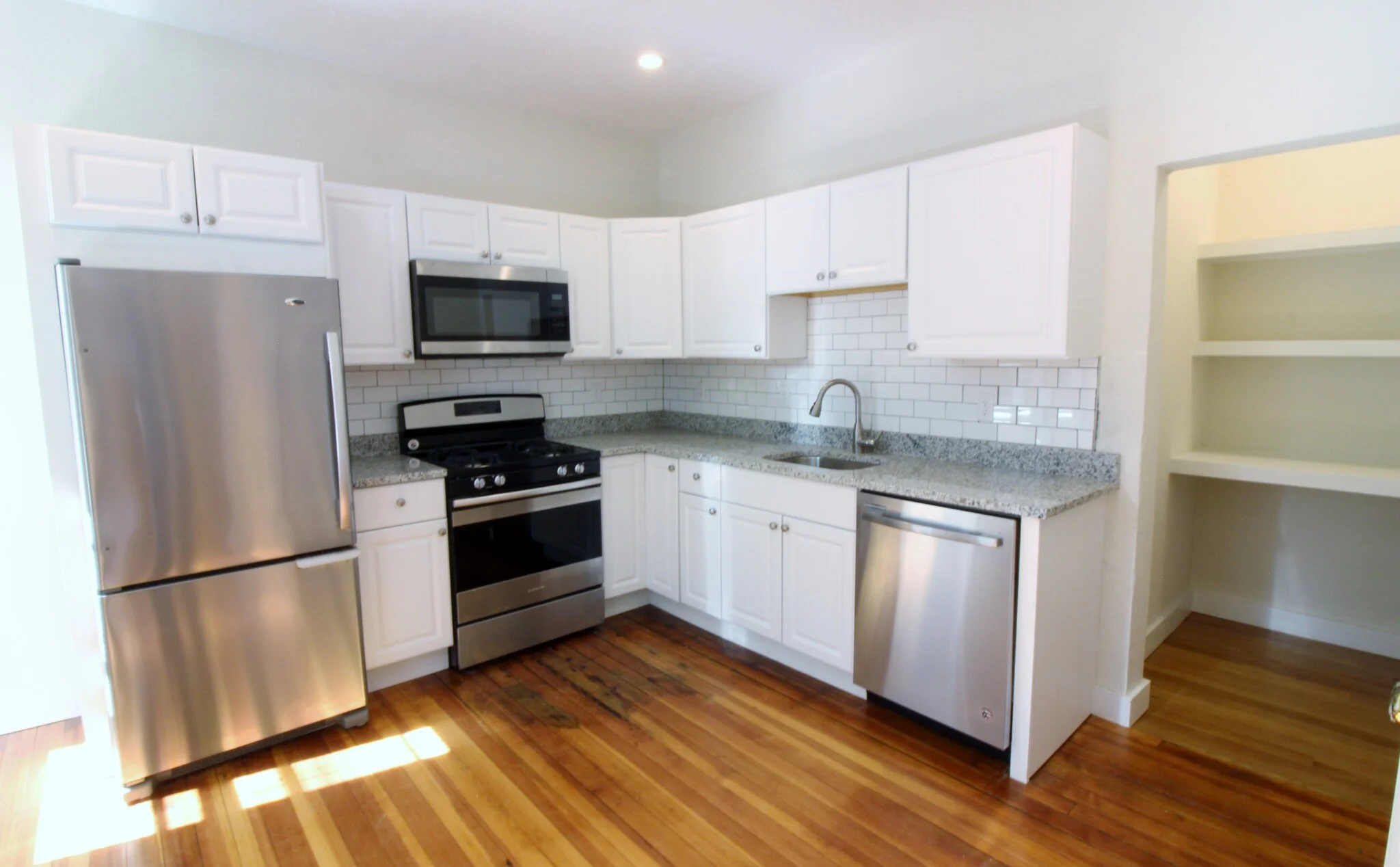 3 bed, 1 bath apartment for rent at 622 Columbia Rd Unit 4, Dorchester — photo 15 of 15