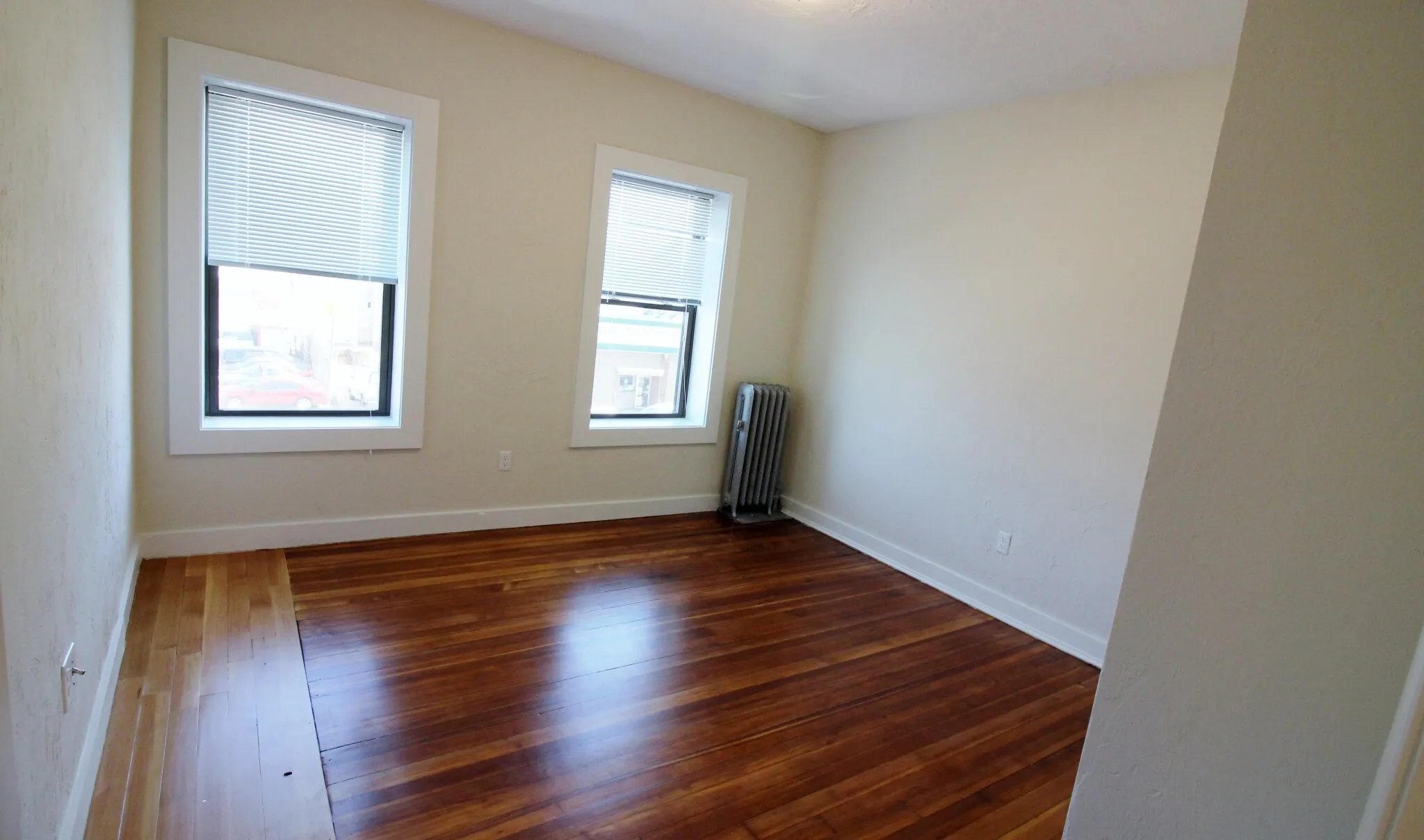 3 bed, 1 bath apartment for rent at 622 Columbia Rd Unit 4, Dorchester — photo 7 of 15